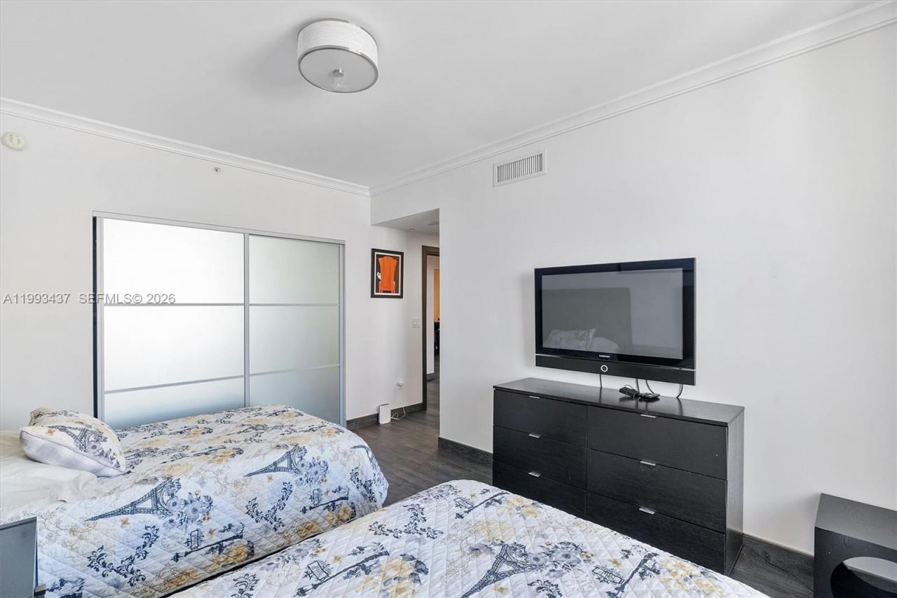 17875 Collins Ave, Unit 3005, Sunny Isles Beach, FL 33160 Photo