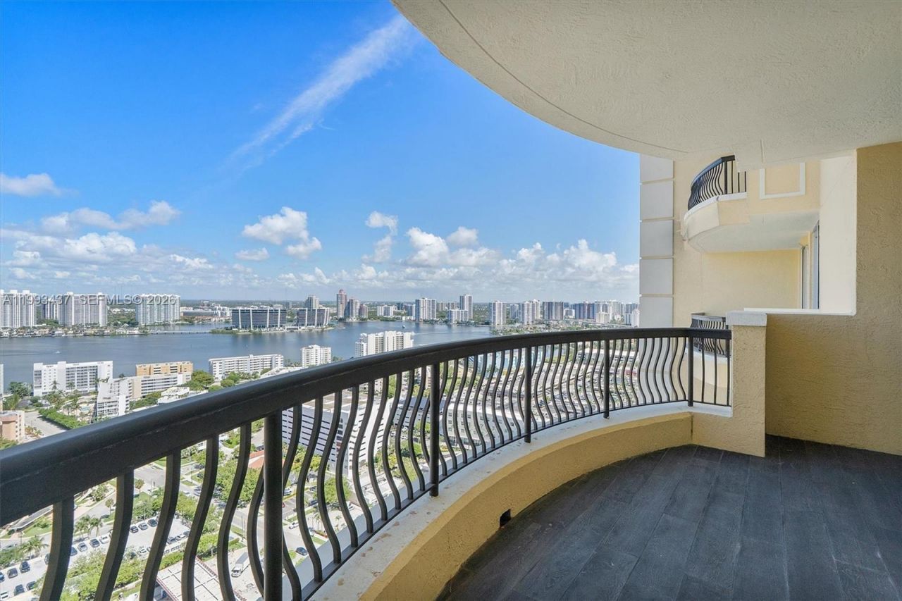 17875 Collins Ave, Unit 3005, Sunny Isles Beach, FL 33160 Photo