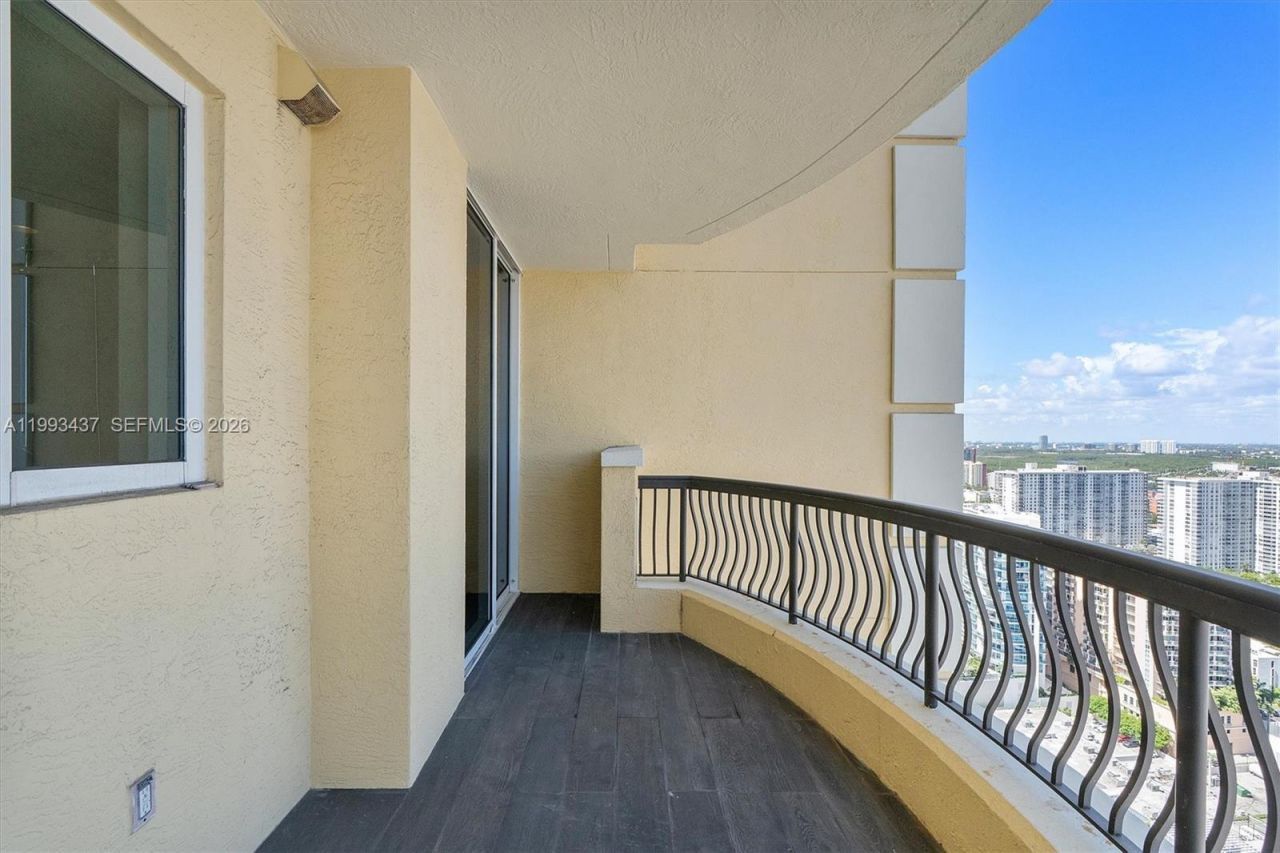 17875 Collins Ave, Unit 3005, Sunny Isles Beach, FL 33160 Photo