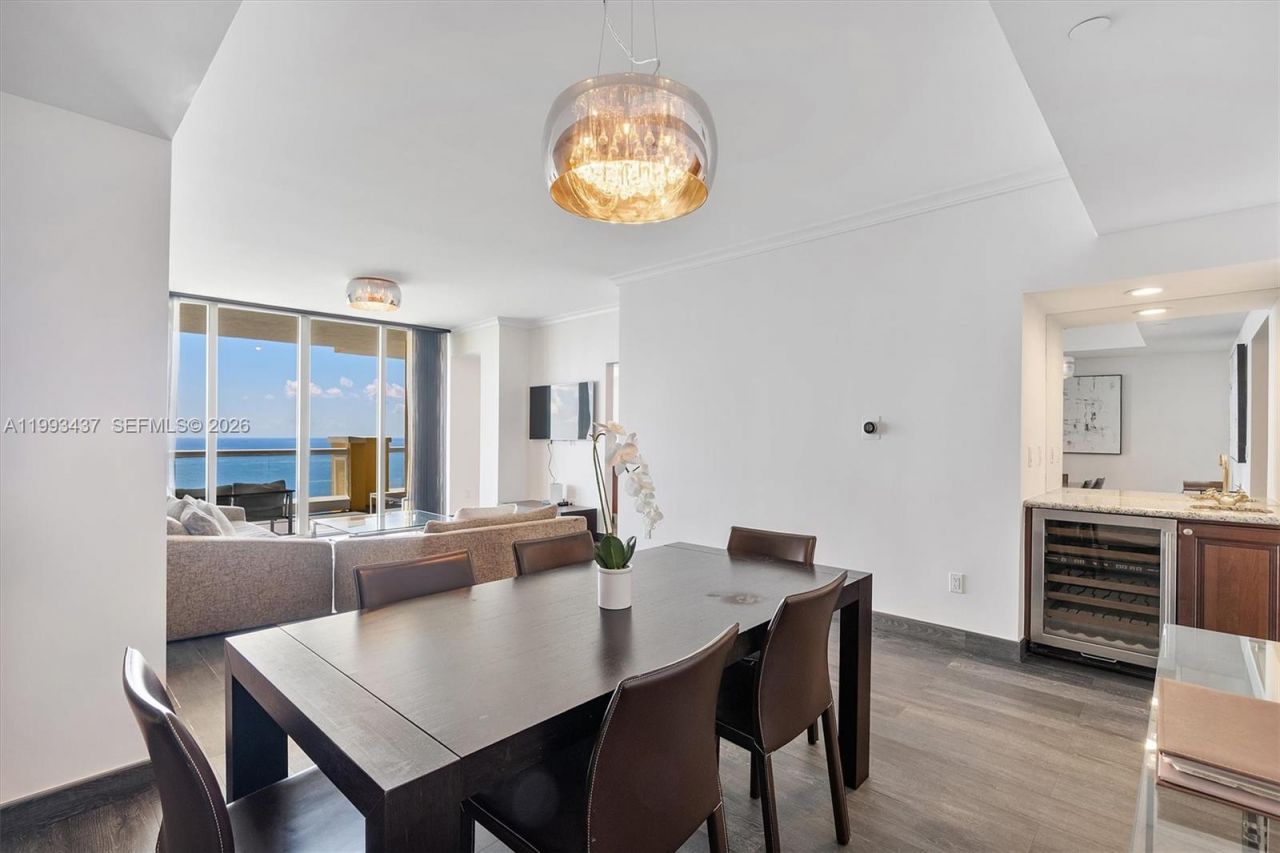 17875 Collins Ave, Unit 3005, Sunny Isles Beach, FL 33160 Photo