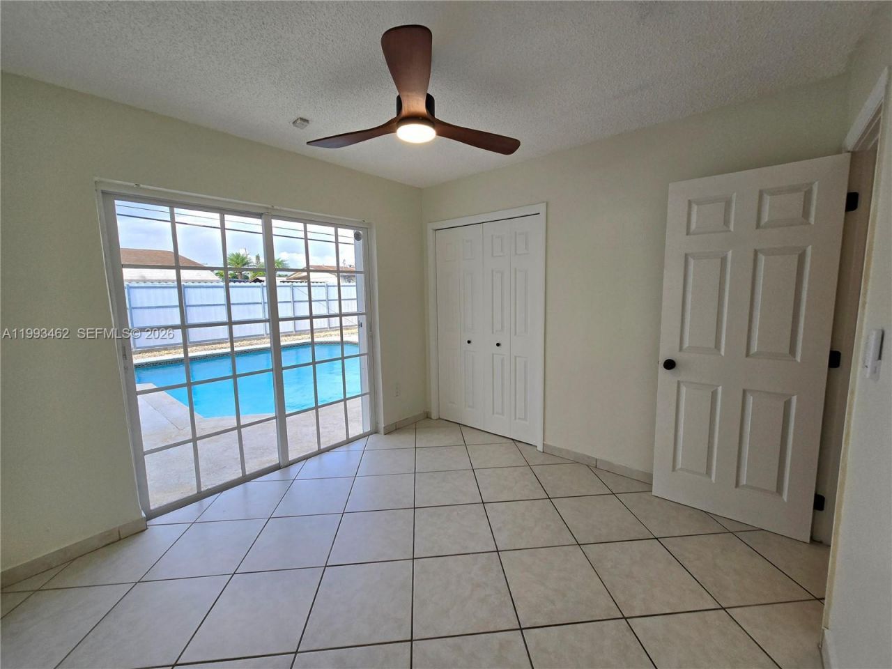 10475 SW 42 Te , Unincorporated Dade County, FL 33165 Photo