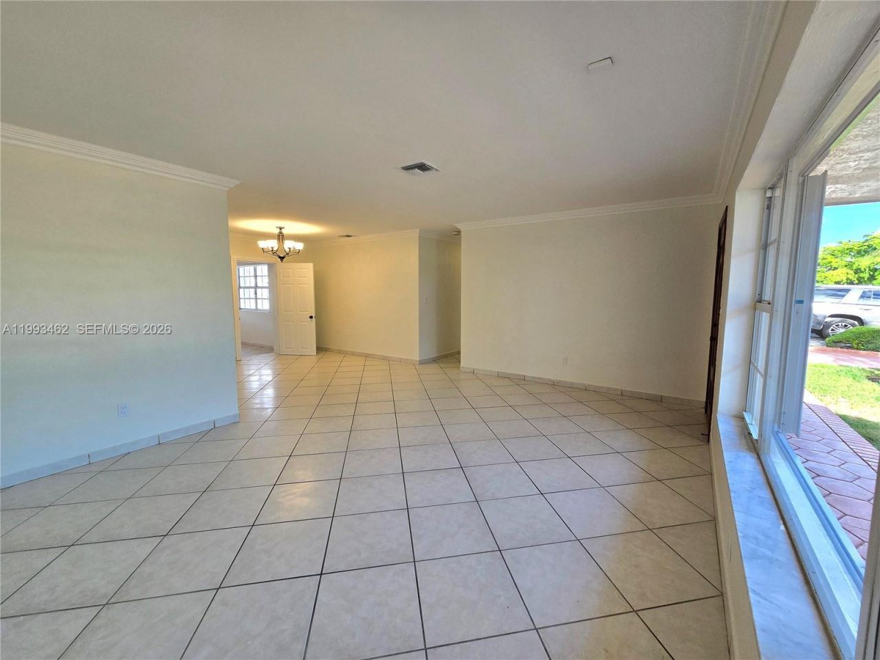 10475 SW 42 Te , Unincorporated Dade County, FL 33165 Photo