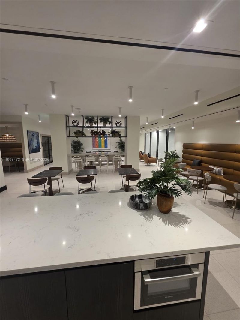 225 N Miami Ave , Unit 910, Miami, FL 33128 Photo