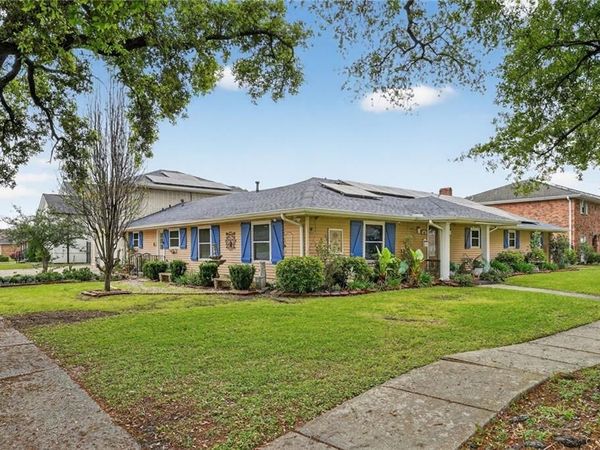 45 E CARMACK Drive, Chalmette, LA 70043