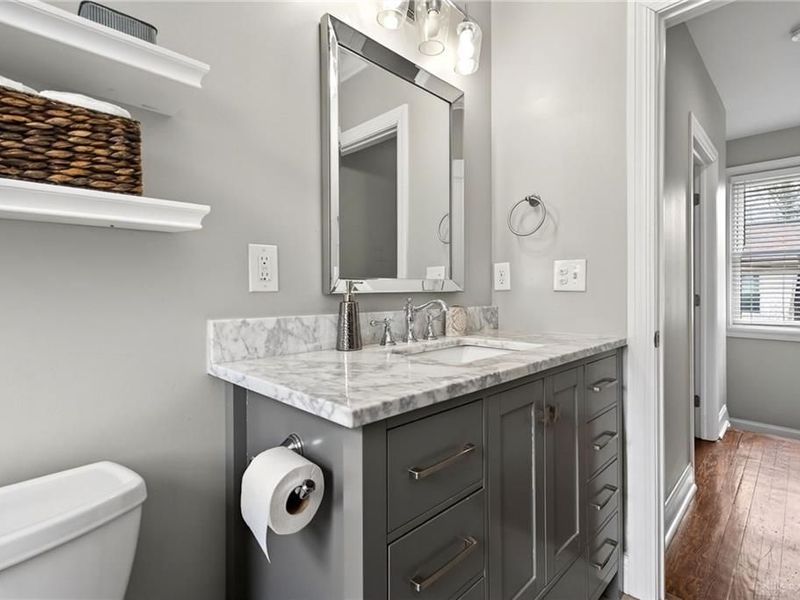 2242 Ivy Avenue, Cincinnati, OH 45208 Photo 18