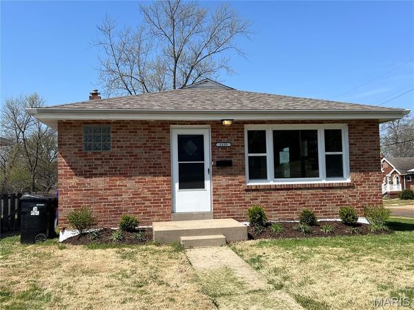1135 Wilshire Avenue , University City, MO 63130