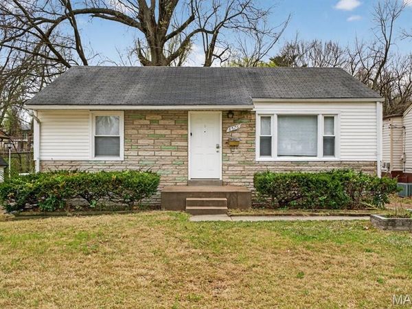 8576 Kathlyn Drive, St Louis, MO 63134