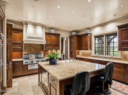 6025 Lake Geneva Drive, Reno, NV 89511 Photo