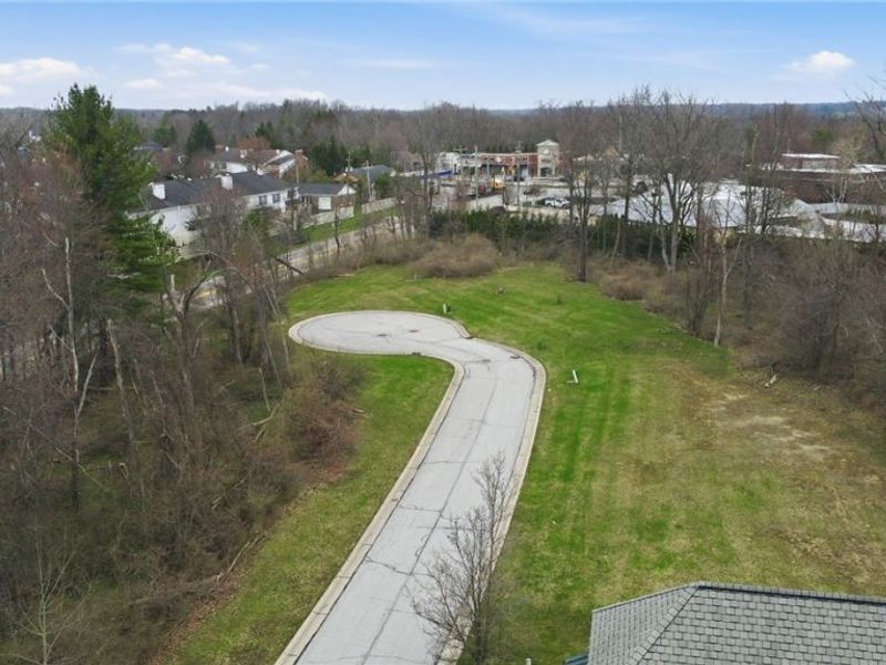 Lancaster Court, Chagrin Falls, OH 44022 Photo 10