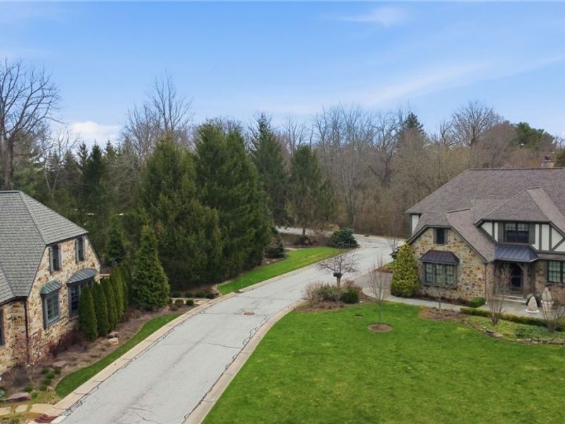 Lancaster Court, Chagrin Falls, OH 44022 Photo 17