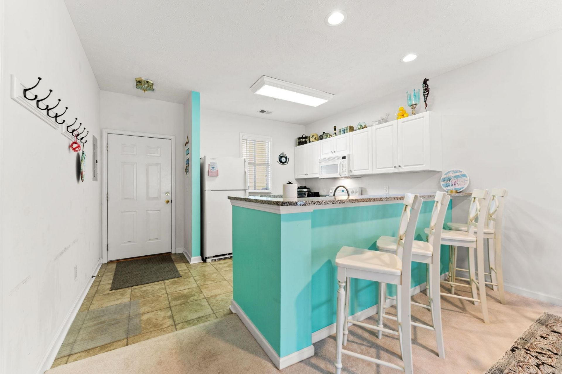 601 Hillside Ave. N Photo 12