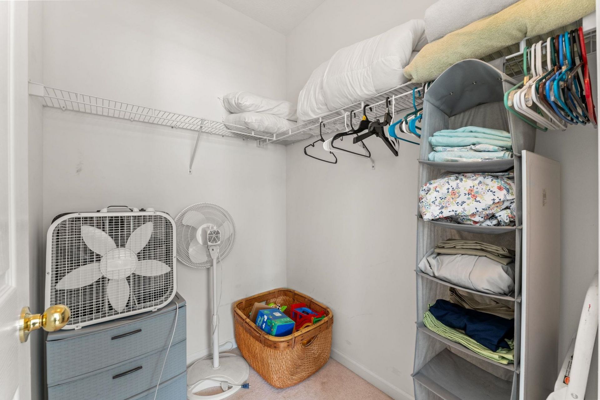 601 Hillside Ave. N Photo 23