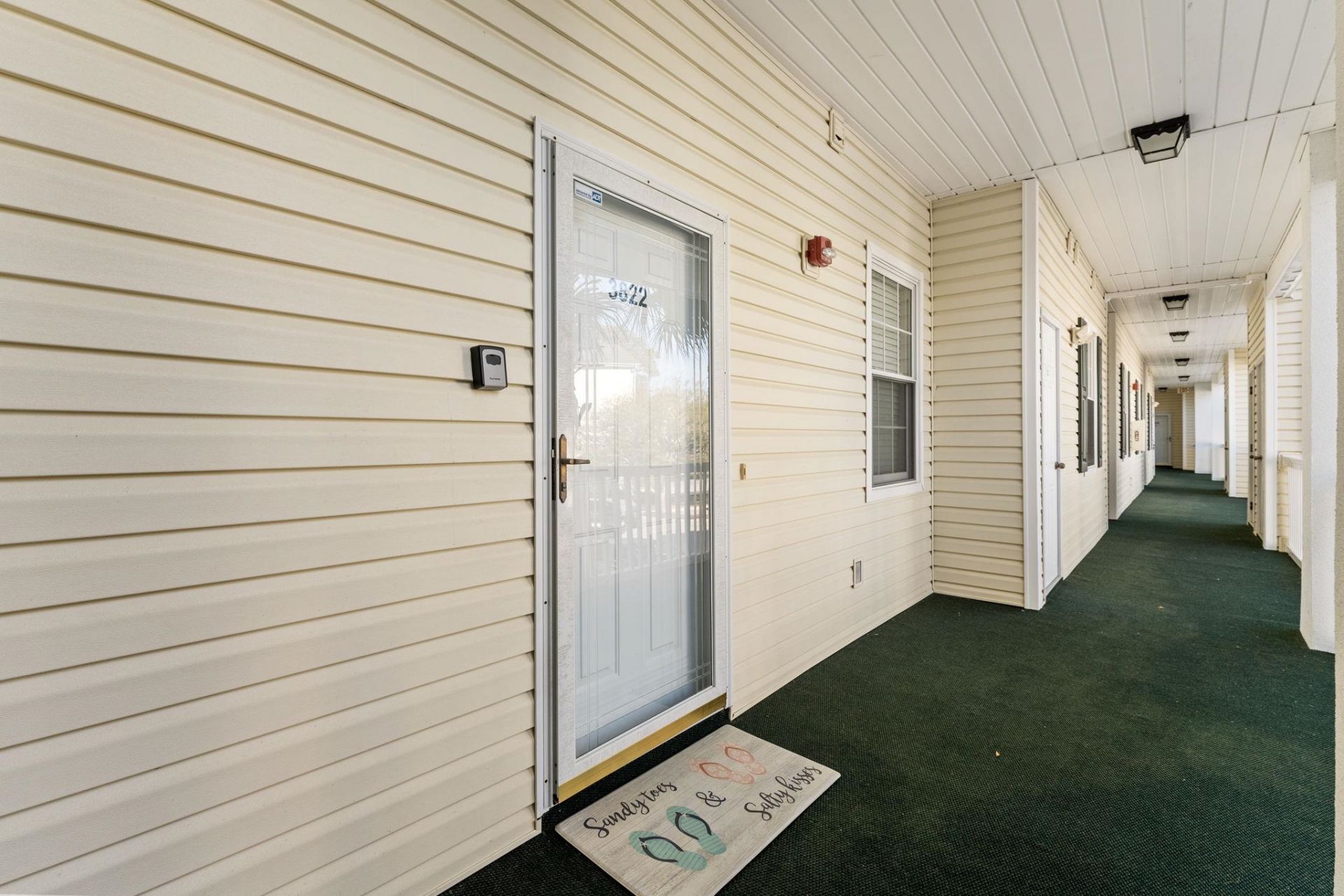 601 Hillside Ave. N Photo 24