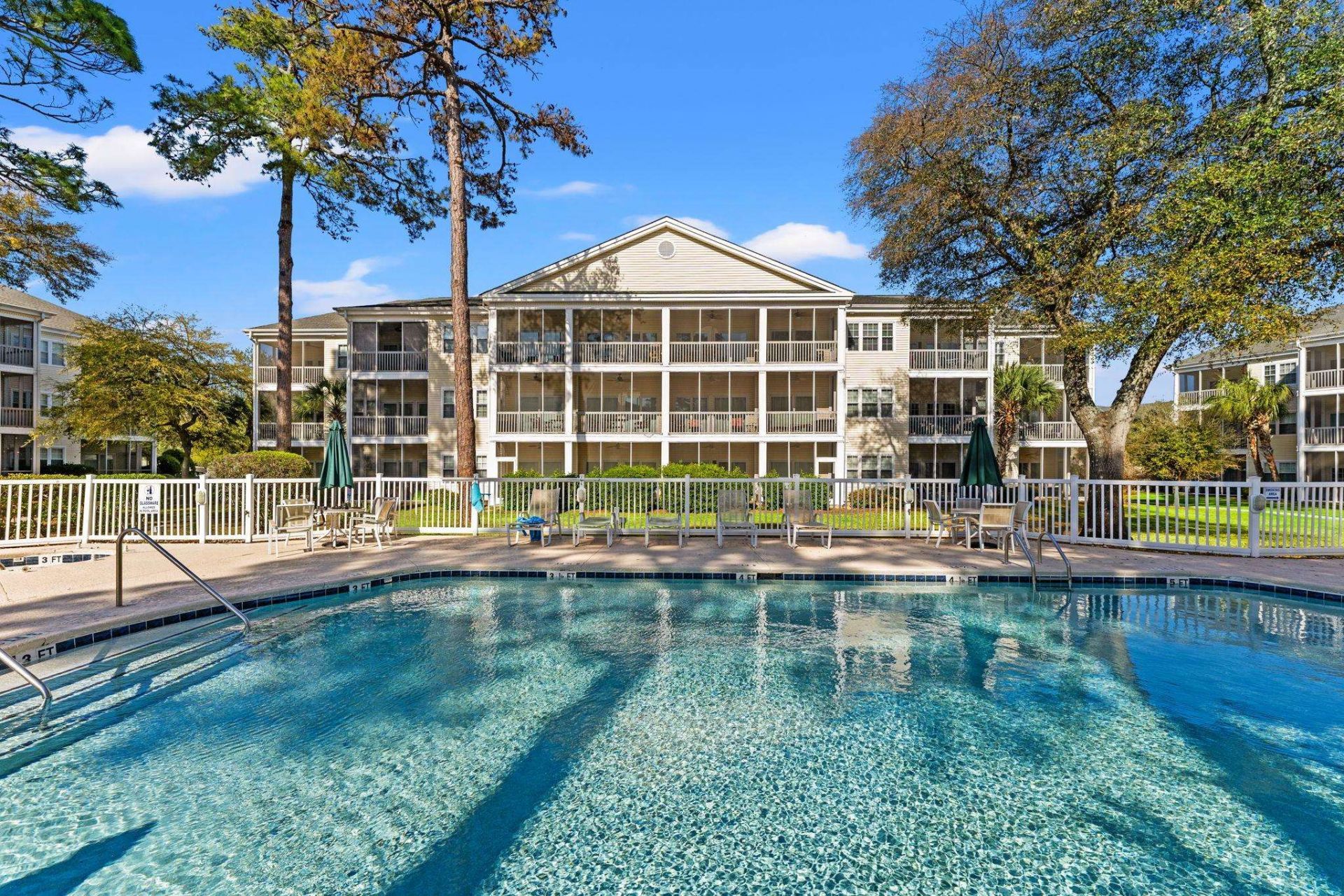 601 Hillside Ave. N Photo 26