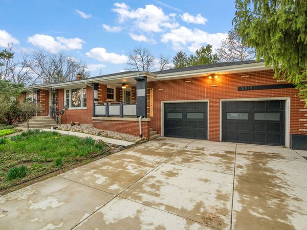 8814 Lee Street, Crown Point, IN 46307