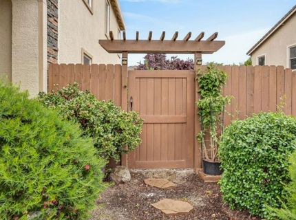 5953 Tanus Cir, Rocklin, CA 95677 Photo