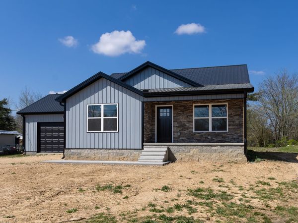 312 Kimmins St , Hohenwald, TN 38462