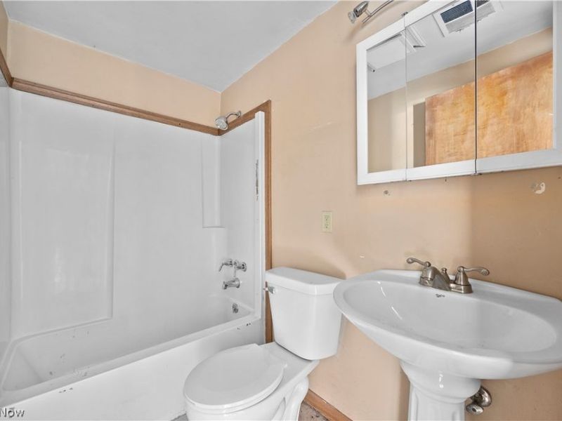 214 Linden Street, Port Clinton, OH 43452 Photo 15