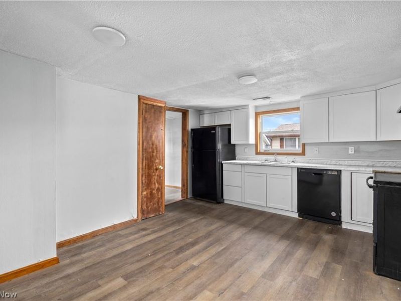 214 Linden Street, Port Clinton, OH 43452 Photo 5