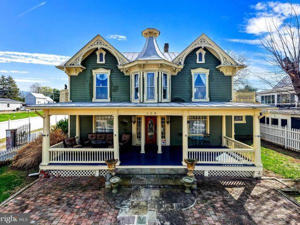 138 E MAIN STREET, LURAY, VA 22835