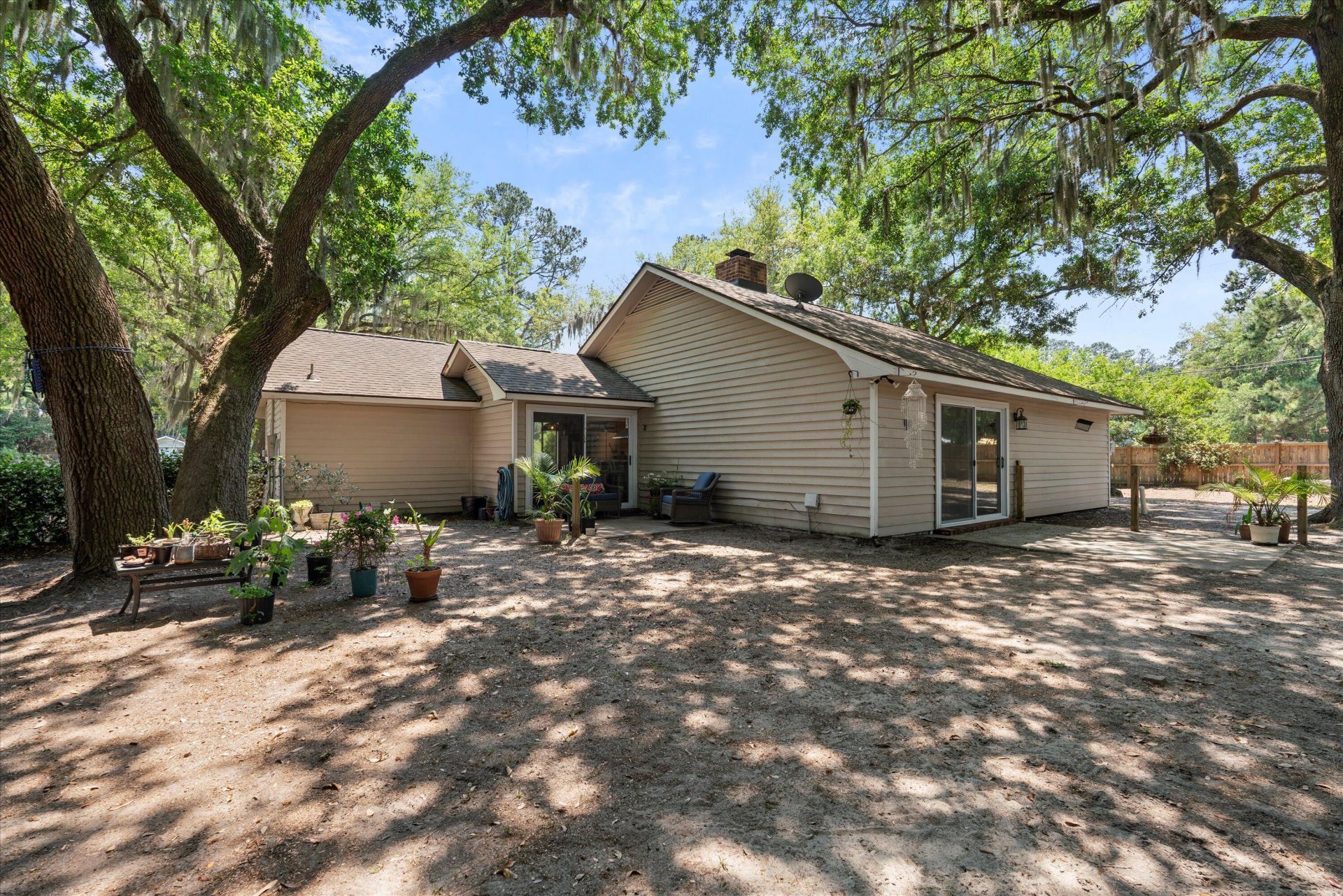 6027 Vaux Road Photo 22