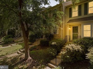 5680 WHITE DOVE LANE, CLIFTON, VA 20124