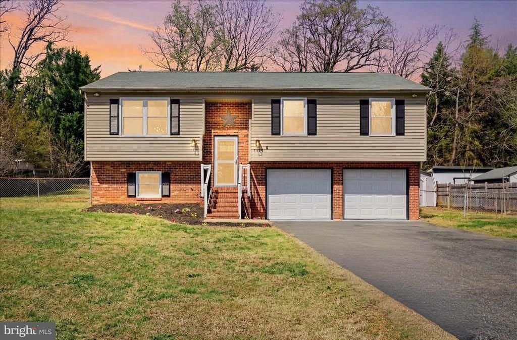 5010 Norris Drive, Fredericksburg, VA 22407 Main Photo