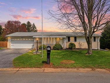 3185 LEHR DRIVE, YORK, PA 17404