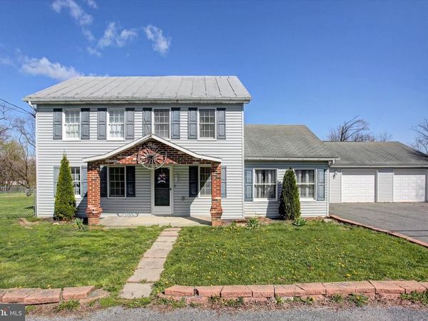 1611 PINE ROAD, CARLISLE, PA 17015