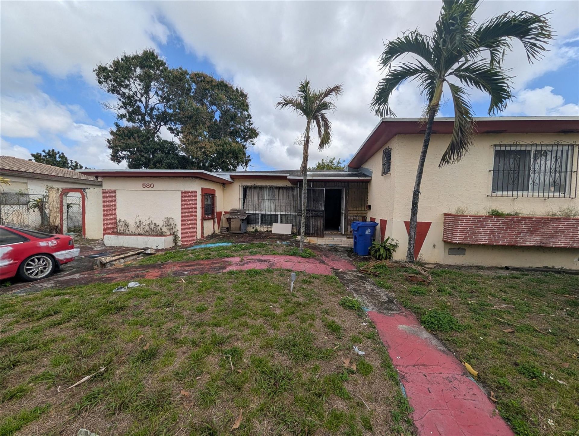 580 E Campus Circle, Fort Lauderdale, FL 33312 Main Photo