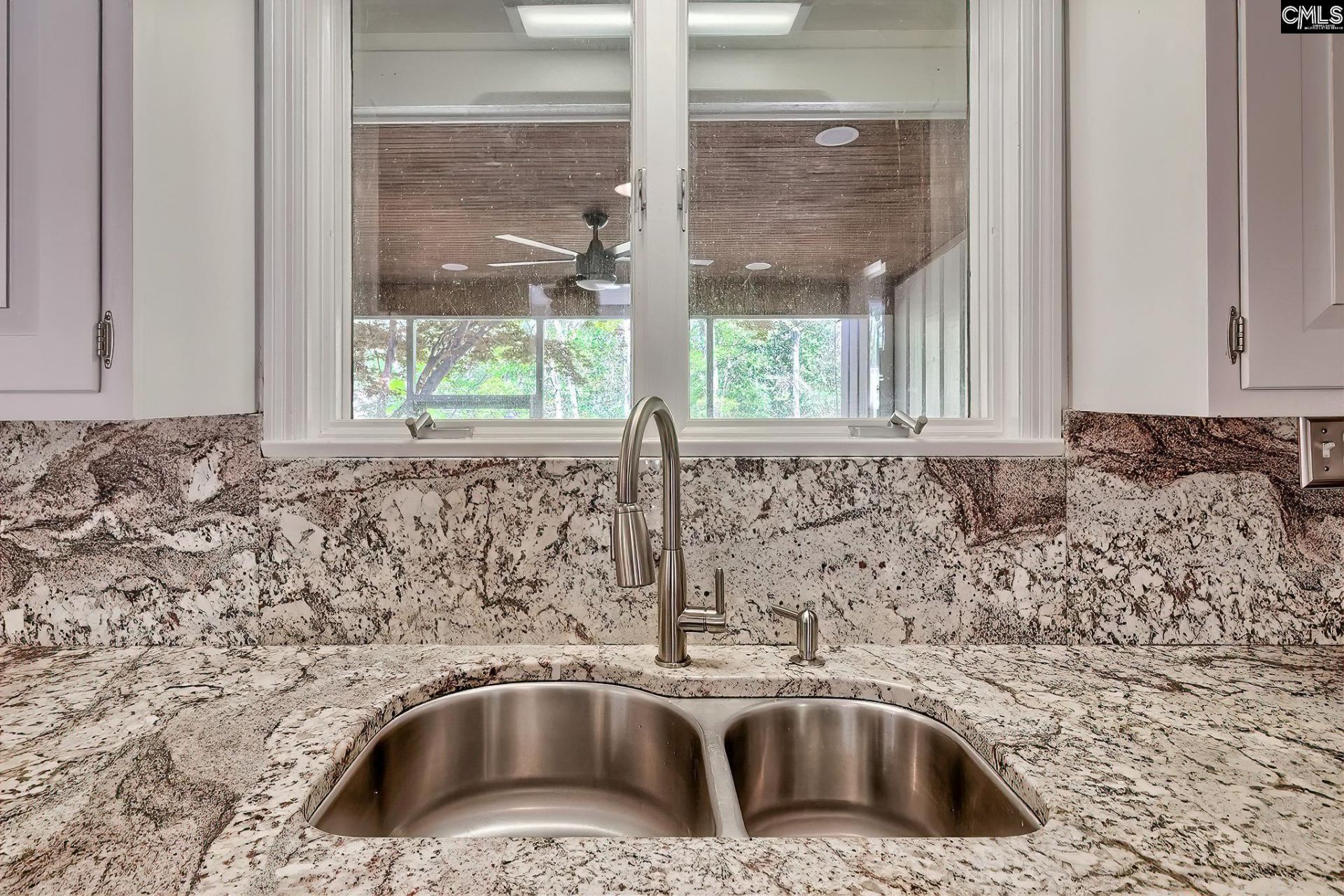 108 Middlebrook Drive  Photo 11