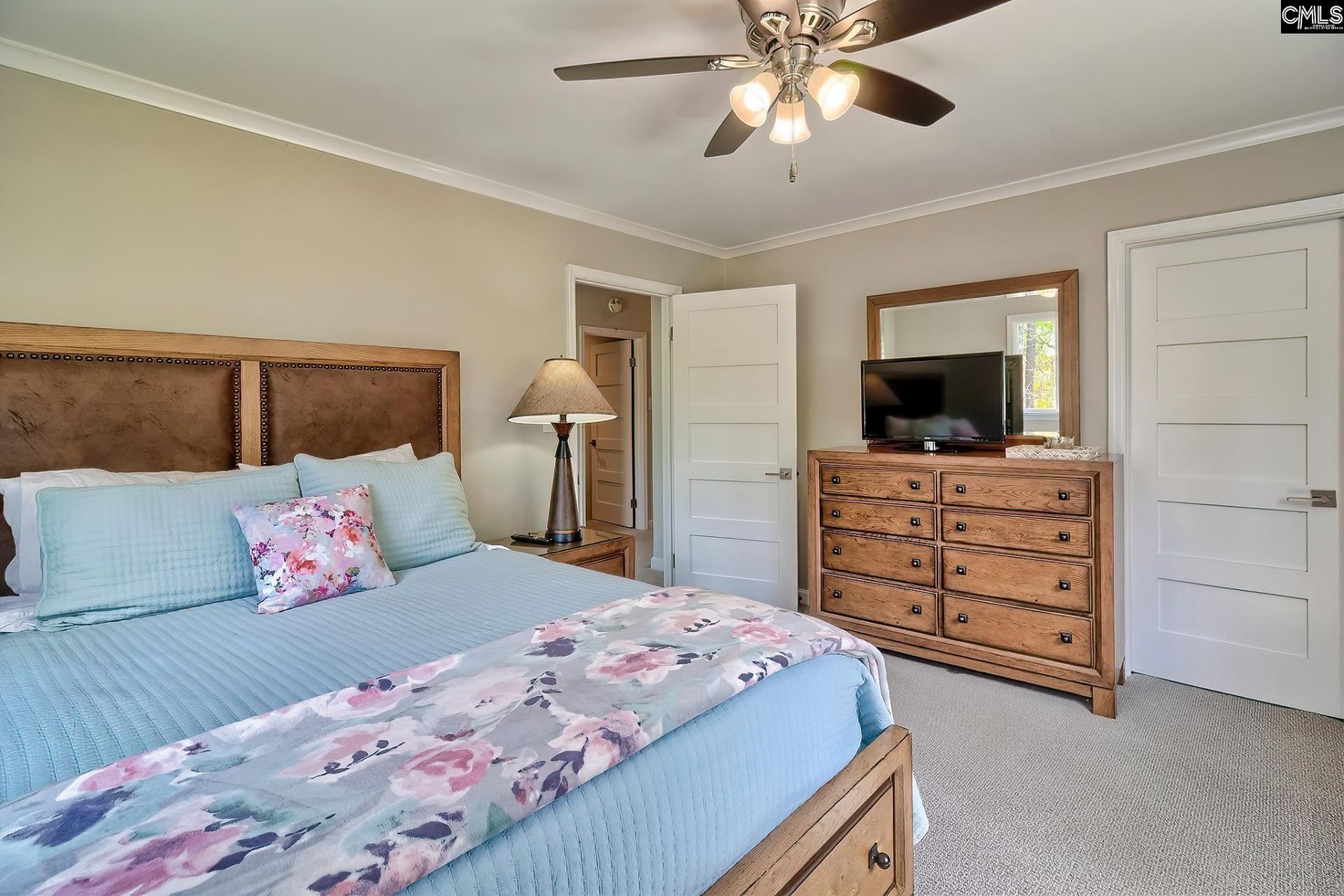 108 Middlebrook Drive  Photo 32