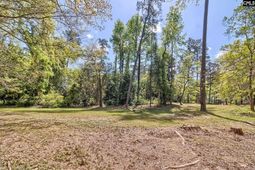 106 Middlebrook Drive  photo 4