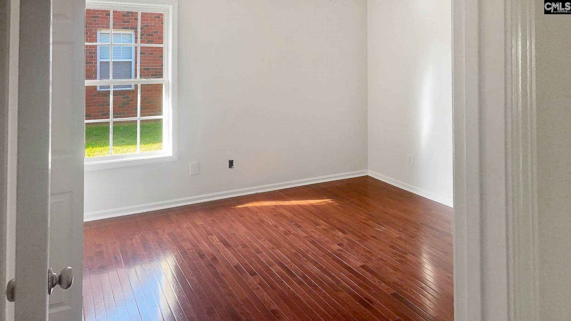 640 Aidan Drive  Photo 10