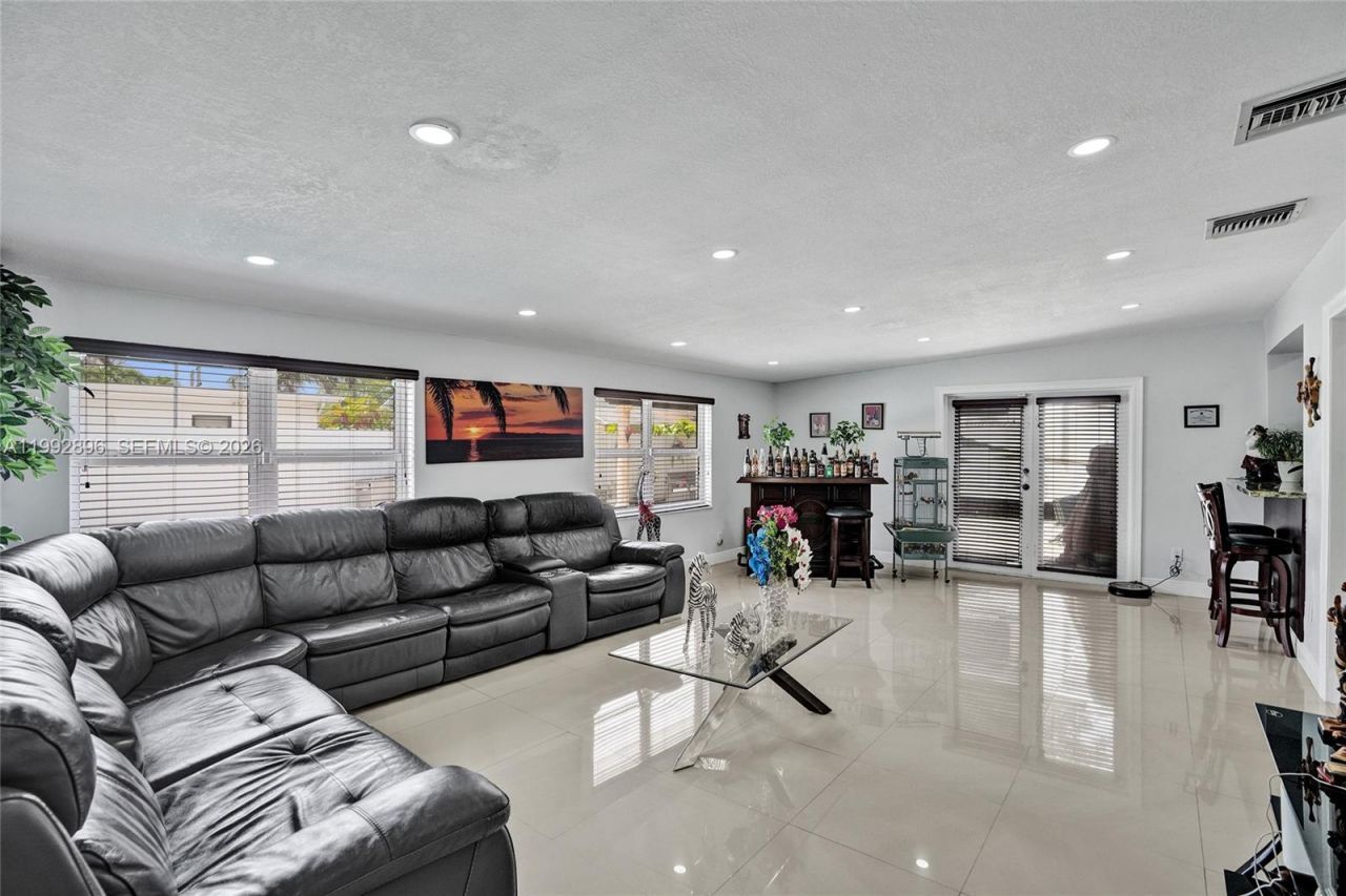 Please Call For Address, Miami, FL 33183 Photo