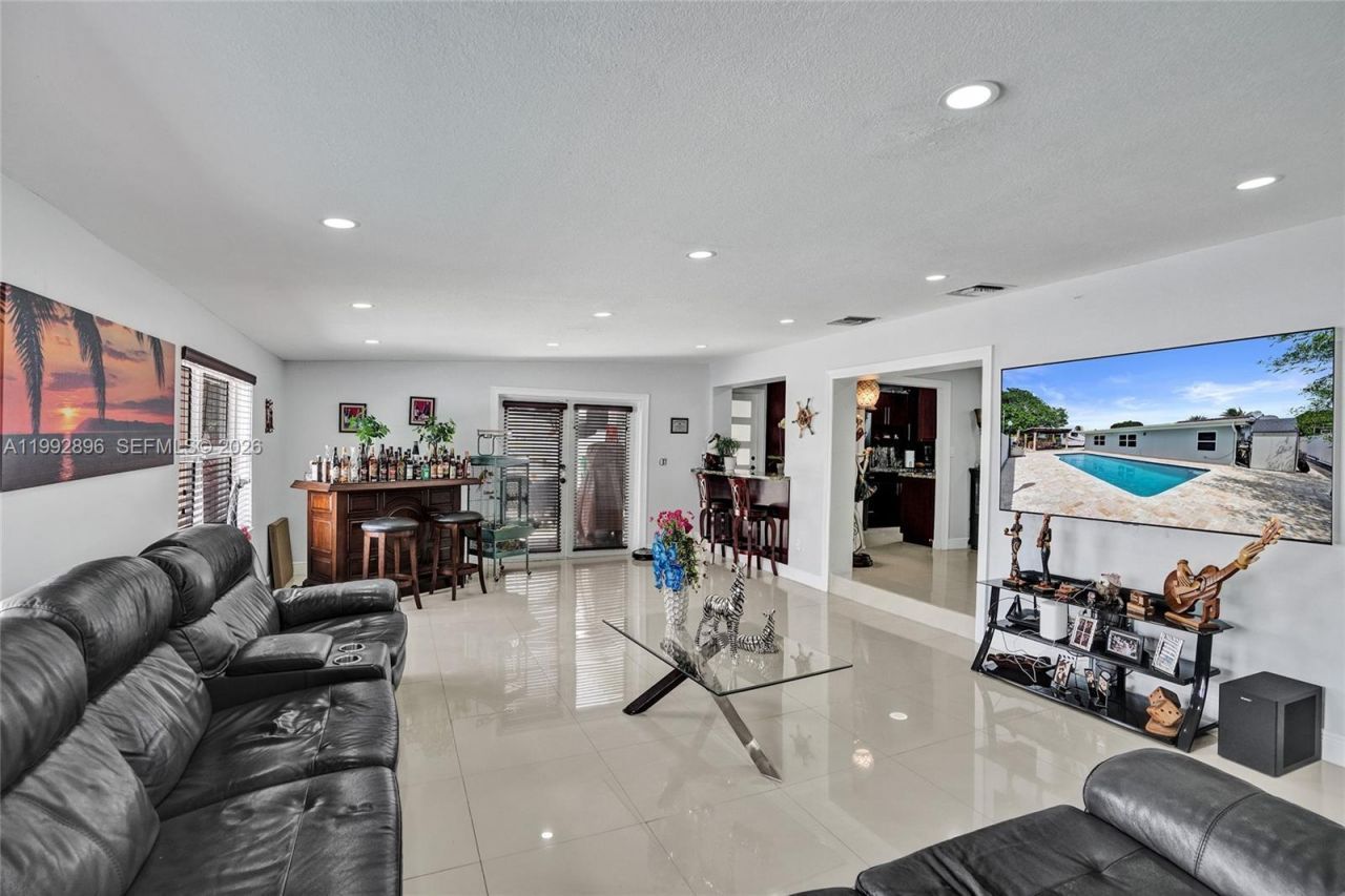 Please Call For Address, Miami, FL 33183 Photo