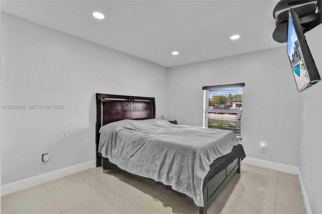 Please Call For Address, Miami, FL 33183 Photo