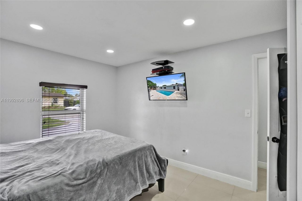 Please Call For Address, Miami, FL 33183 Photo