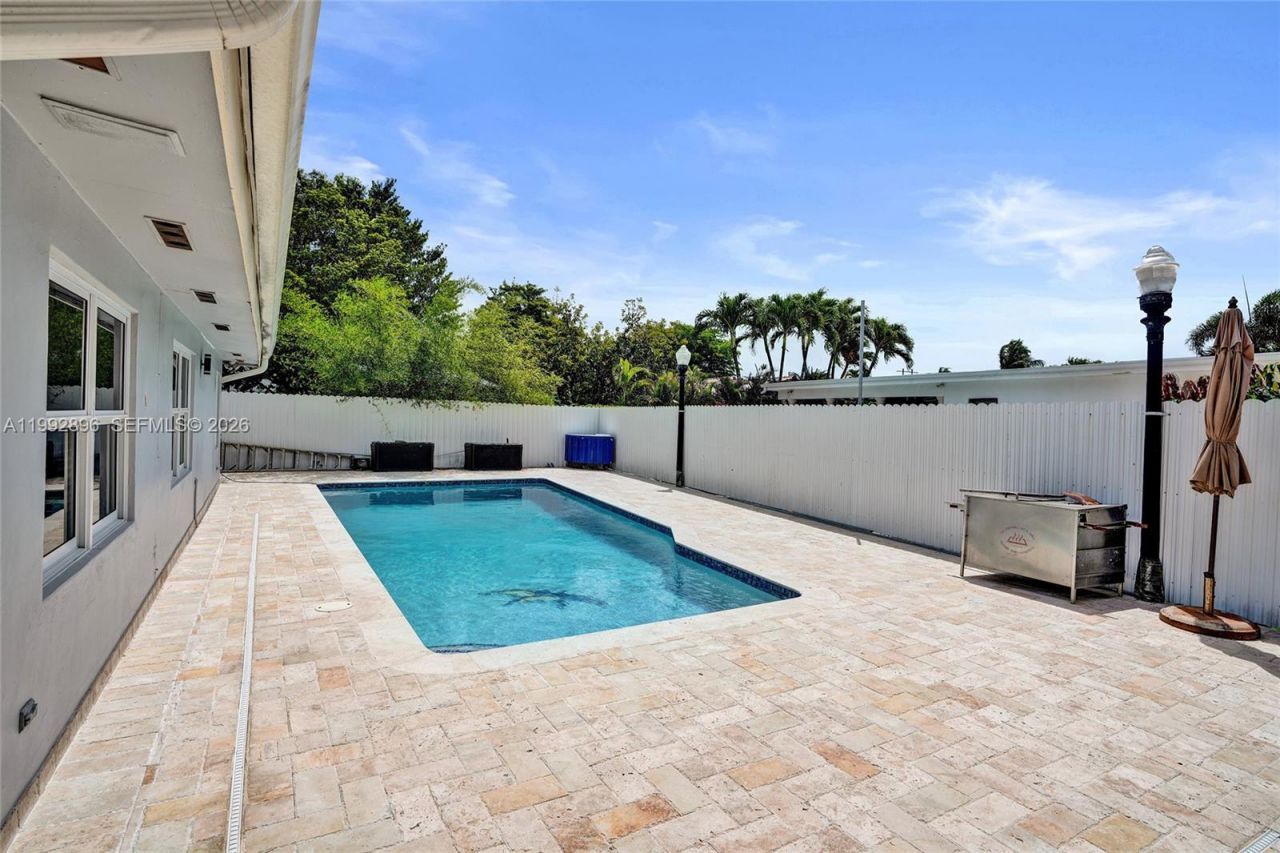 Please Call For Address, Miami, FL 33183 Photo