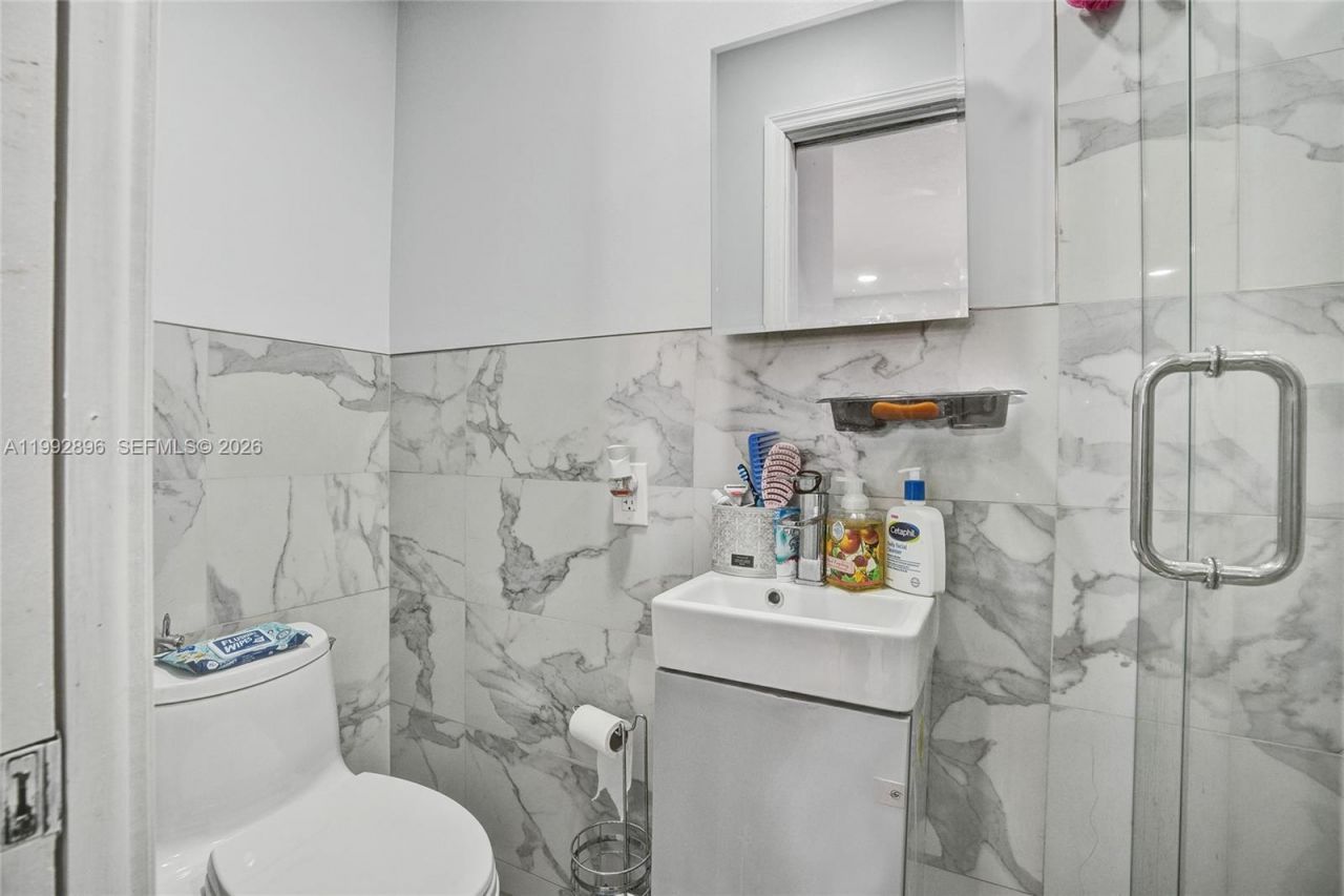 Please Call For Address, Miami, FL 33183 Photo