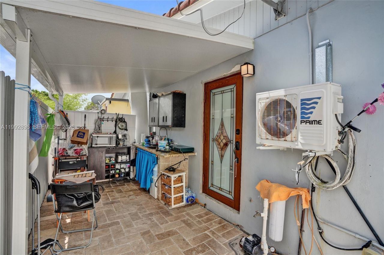 Please Call For Address, Miami, FL 33183 Photo