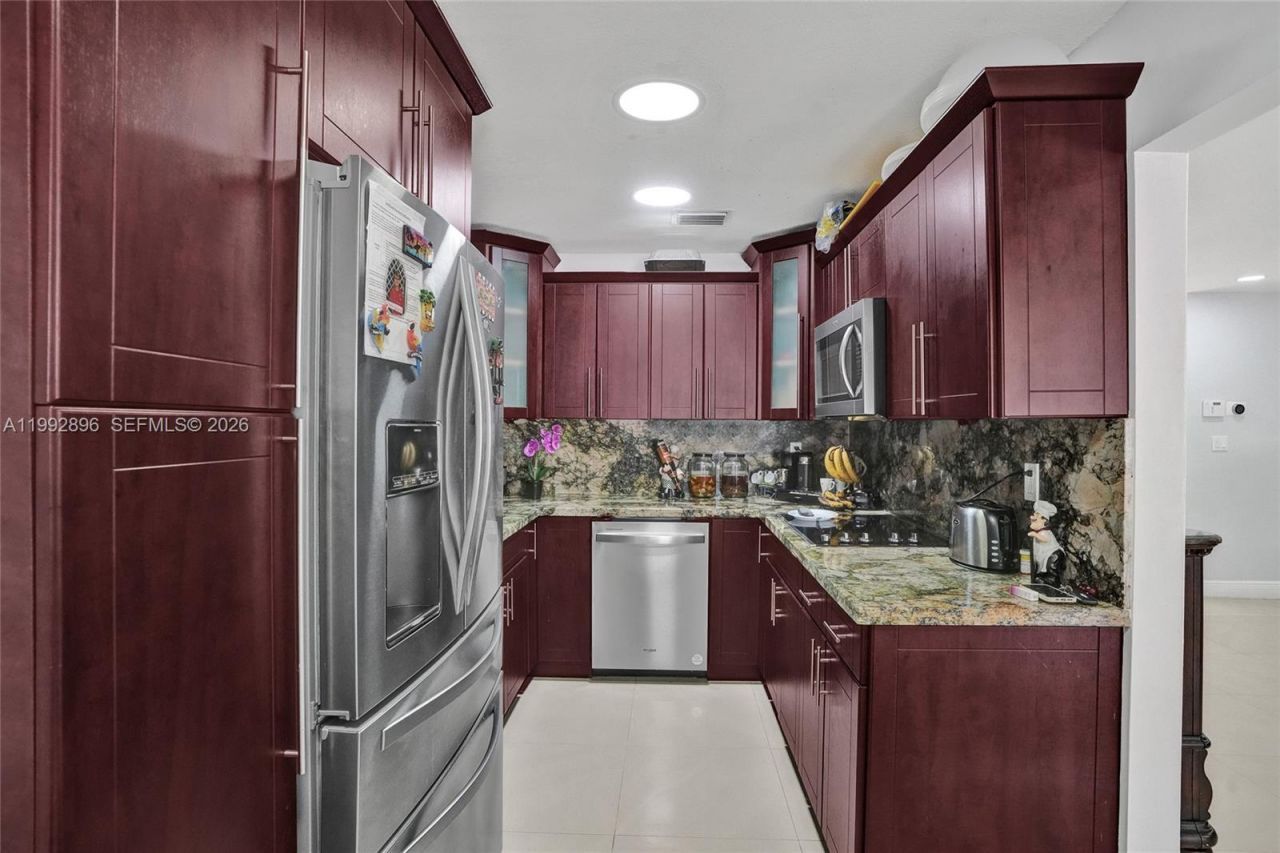 Please Call For Address, Miami, FL 33183 Photo