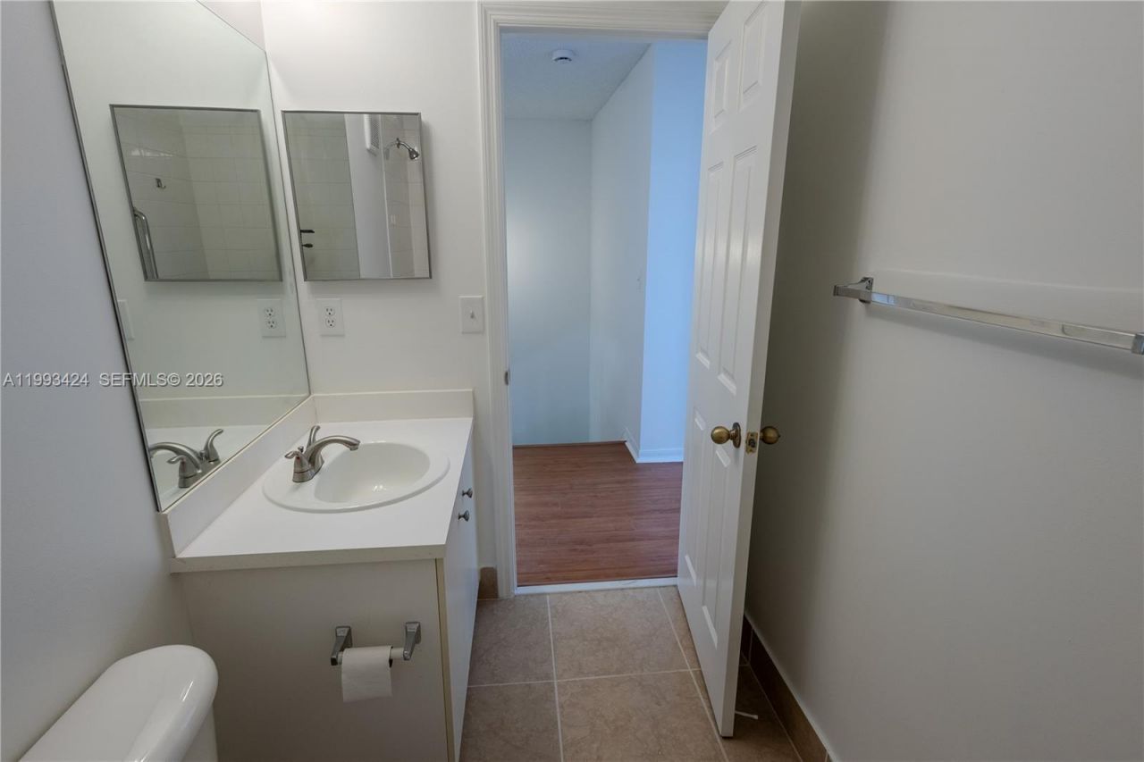 719 NW 208th Way, Unit 719, Pembroke Pines, FL 33029 Photo