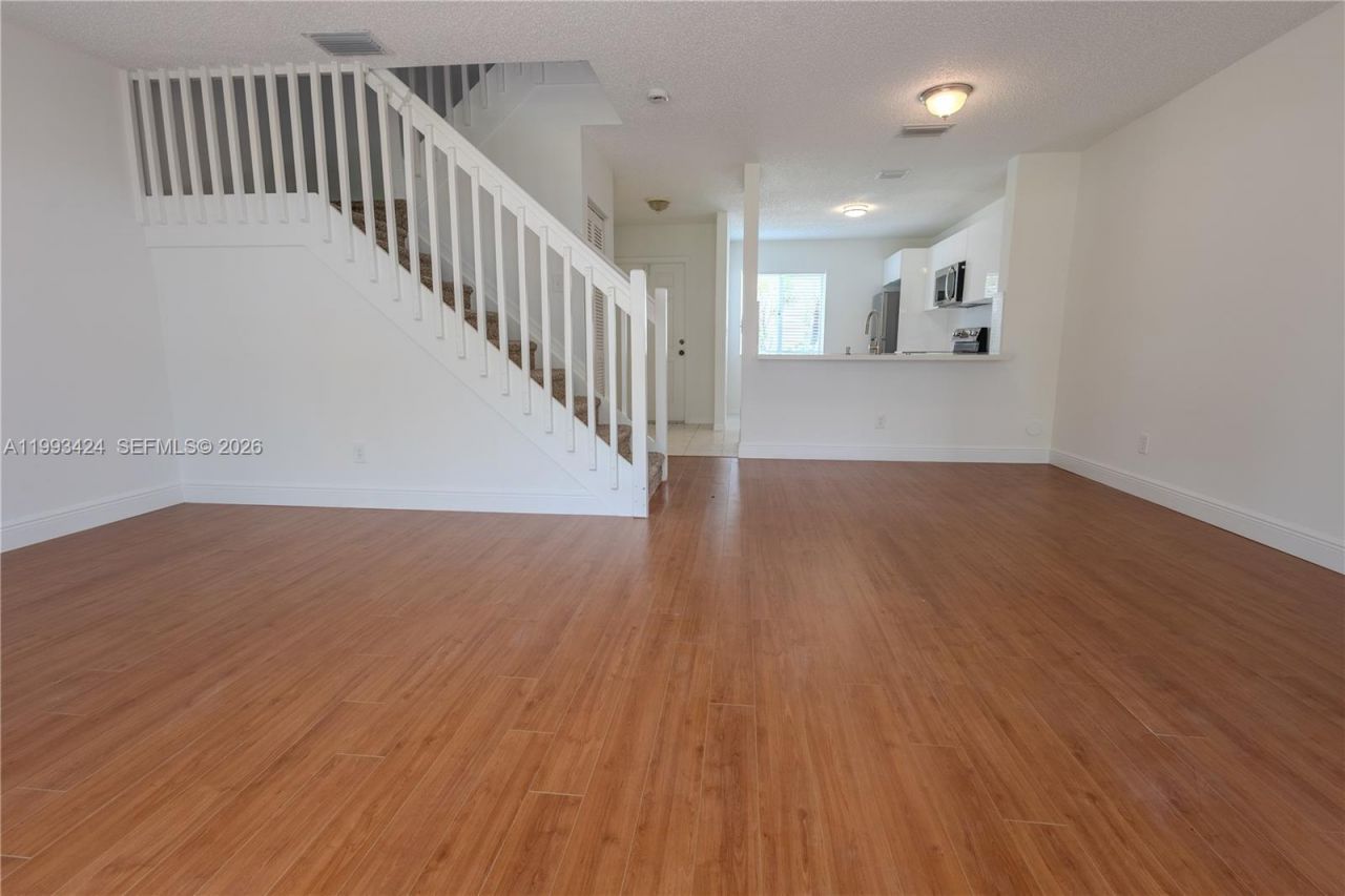 719 NW 208th Way, Unit 719, Pembroke Pines, FL 33029 Photo