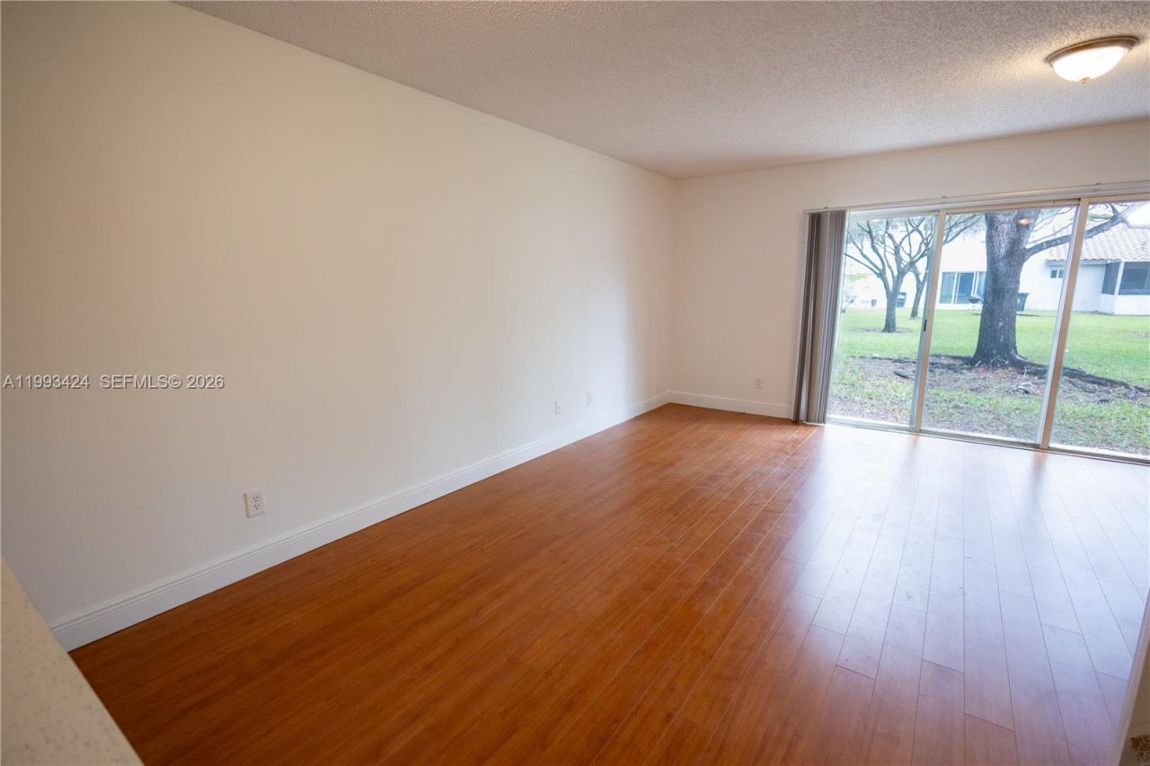 719 NW 208th Way, Unit 719, Pembroke Pines, FL 33029 Photo