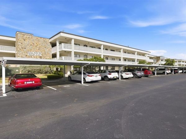 4910 BAY STREET NE, Unit 310, ST PETERSBURG, FL 33703