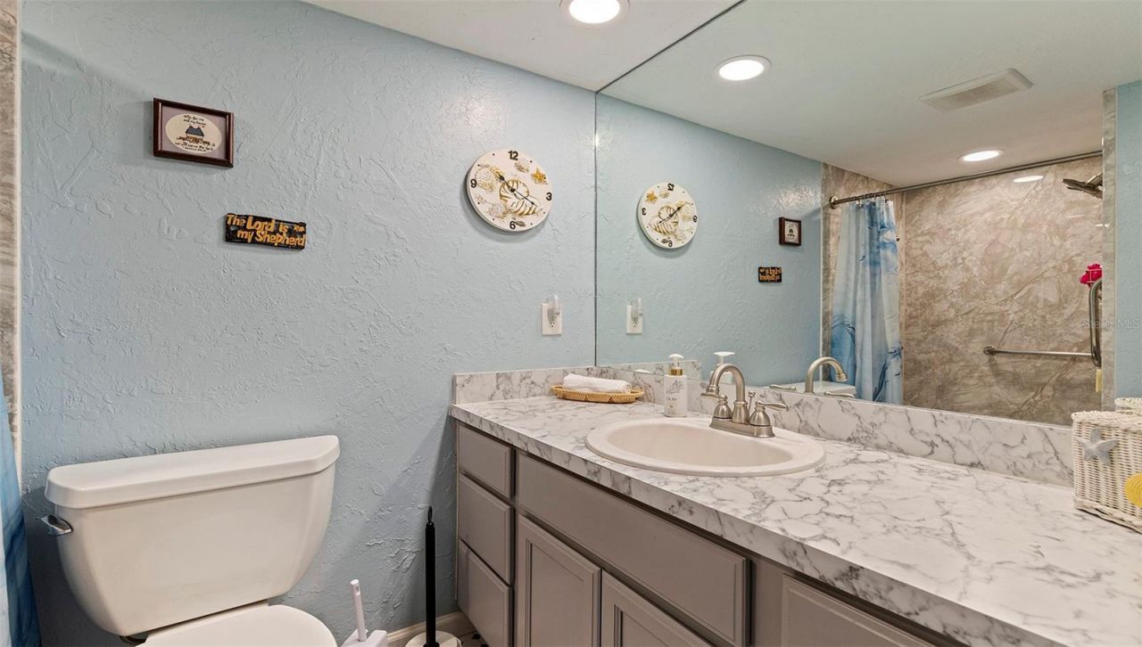 4910 Bay Street Ne, Unit 310, Saint Petersburg, FL 33703 Photo