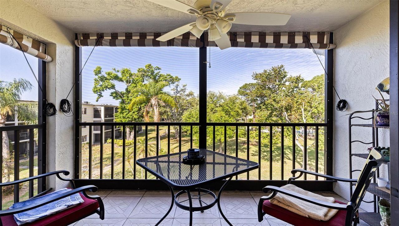 4910 Bay Street Ne, Unit 310, Saint Petersburg, FL 33703 Photo