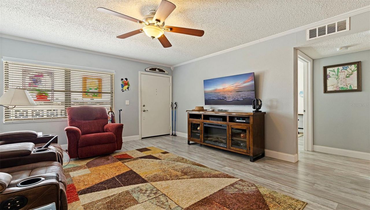 4910 Bay Street Ne, Unit 310, Saint Petersburg, FL 33703 Photo