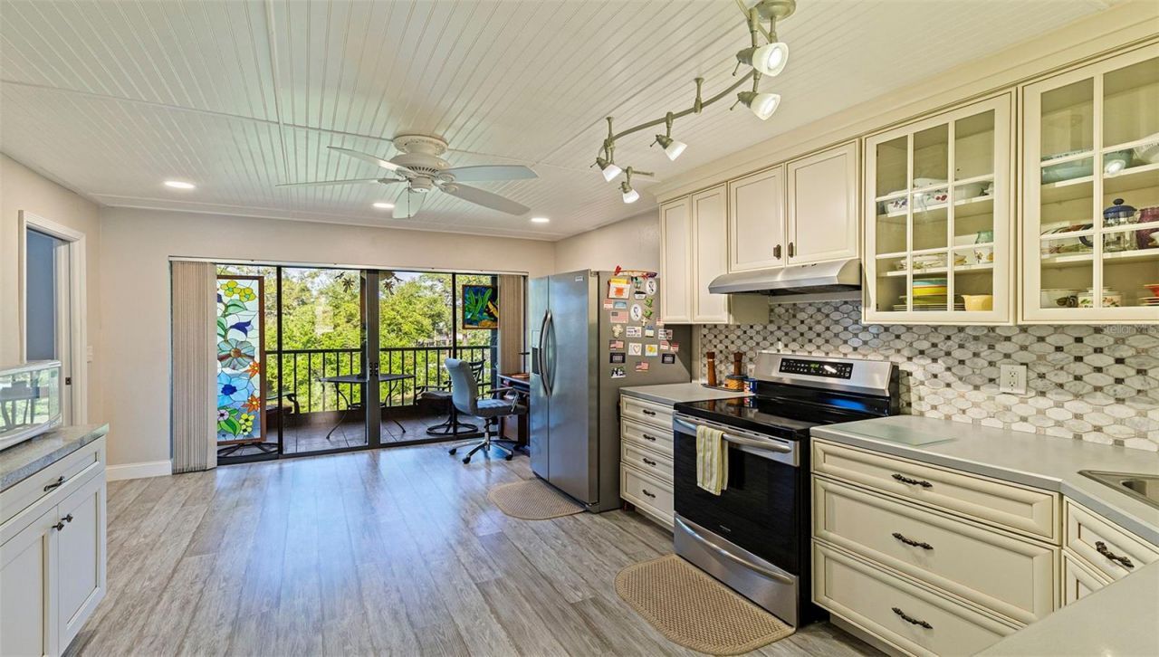 4910 Bay Street Ne, Unit 310, Saint Petersburg, FL 33703 Photo